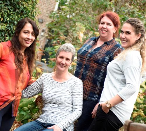 Khatera Faiq, Hennie Stultjens, Natascha Laarhoven en Petra Jacobs: 